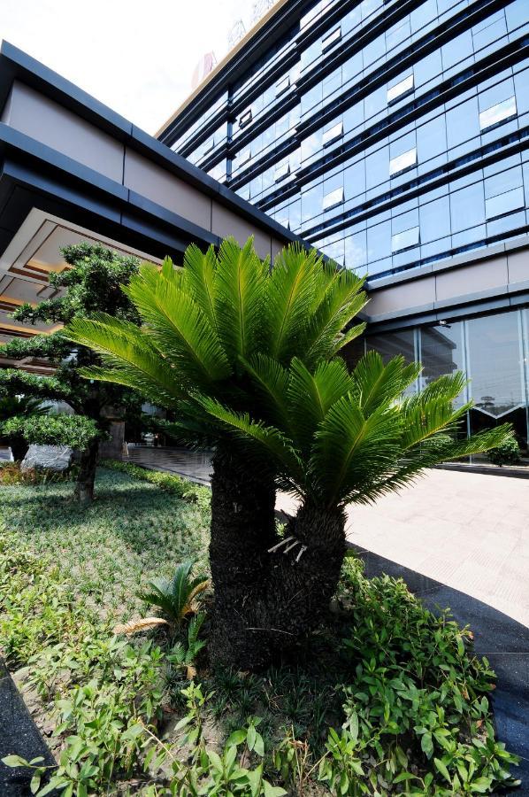 Airport Jianguo Hotel Chengdú Exterior foto