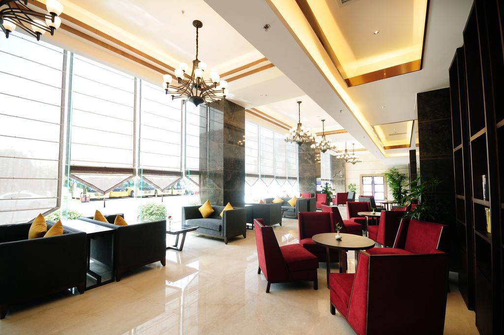 Airport Jianguo Hotel Chengdú Exterior foto