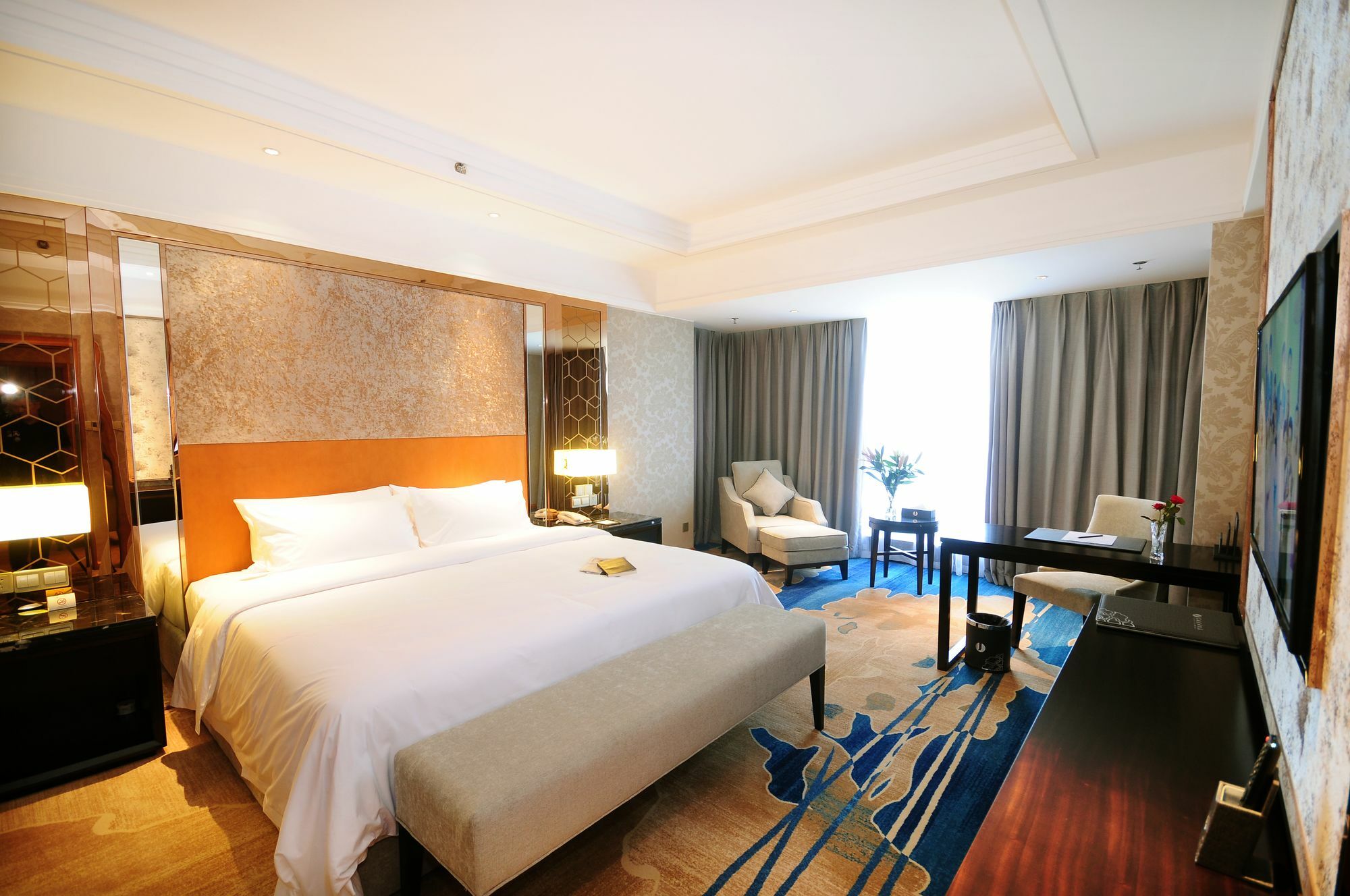 Airport Jianguo Hotel Chengdú Exterior foto